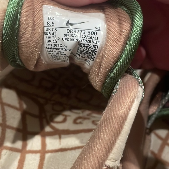 Nike Air Max 1 SH TreeLine Skunk Green Purple (Women's US 10-10.5) AUTHENTIC - Picture 7 of 8